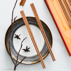 厂家直供 一件也是批发价 越南新款黄花梨10双礼盒装防霉防滑天然不发霉中式木筷子 家用